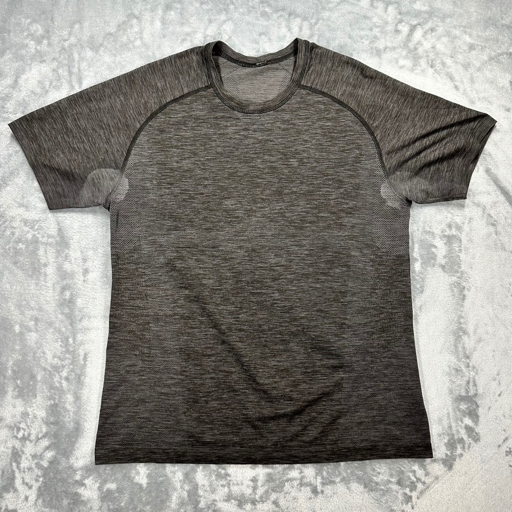 Lululemon Metal Vent Tech Short Sleeve Shirt Mens Grey Heather Training Top
